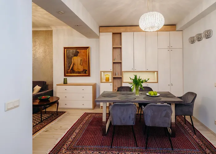 Krum Khan Top Centre Apartment
